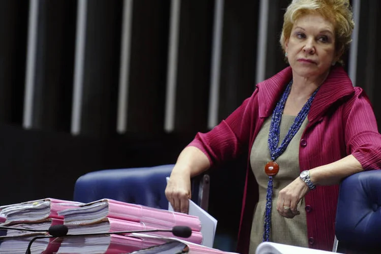 
	Marta Suplicy: &quot;Essa hist&oacute;ria de deixar a popula&ccedil;&atilde;o votar no subprefeito e depois n&atilde;o dar um tost&atilde;o para o subprefeito trabalhar, &eacute; piada, n&eacute;?&quot;
 (Marcos Oliveira/Agência Senado.)