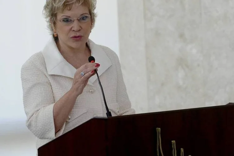 
	Marta em sua posse: Ministra diz que Mundial permitir&aacute; mostrar o Brasil aos pr&oacute;prios brasileiros. &quot;Os brasileiros do norte n&atilde;o conhecem a m&uacute;sica ou as dan&ccedil;as do sul do Brasil&quot;, disse (Wilson Dias/ABr)