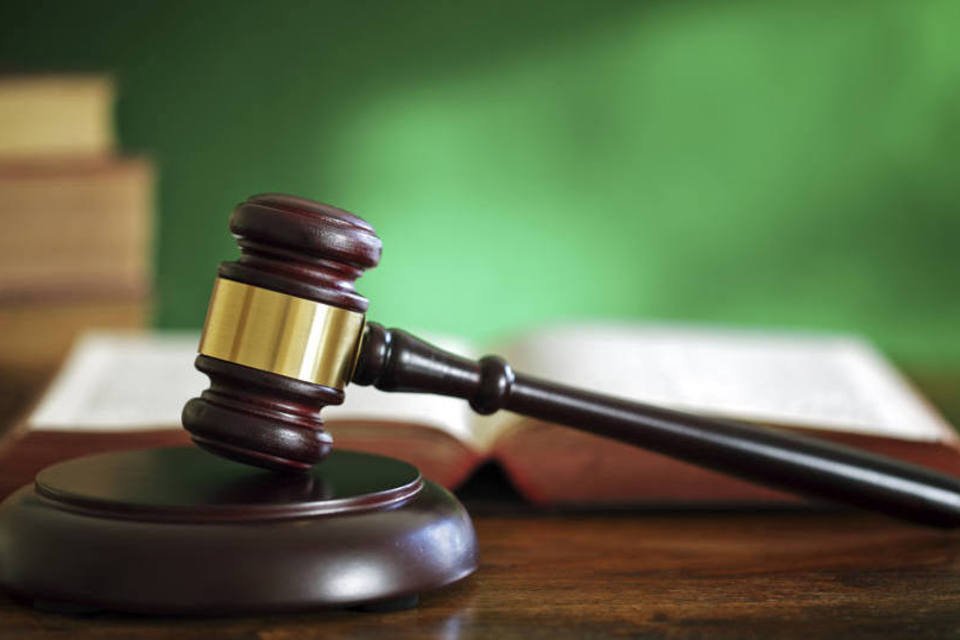 MA condena ex-prefeito e ex-tesoureira a devolver R$ 182 mil