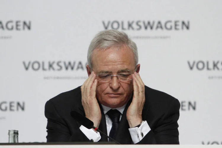 
	Martin Winterkorn: o executivo afirmou que ficou chocado com os eventos dos &uacute;ltimos dias e sobretudo com o fato de que uma fraude desta escala pudesse ser poss&iacute;vel na companhia
 (Michele Tantussi/Bloomberg)