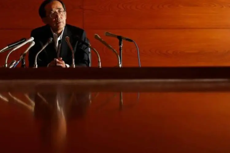 
	Masaaki Shirakawa, diretor do BoJ: o banco anunciou um afrouxamento da pol&iacute;tica monet&aacute;ria
 (Kim Kyung-Hoon/Reuters)