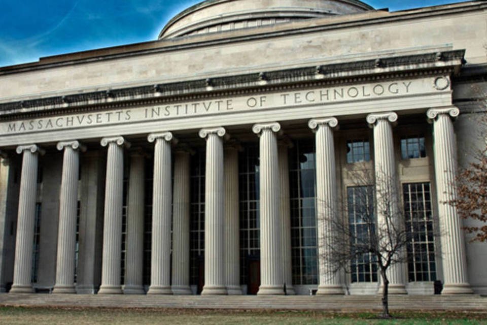 MIT redescobre entusiasmo científico em uma cápsula do tempo