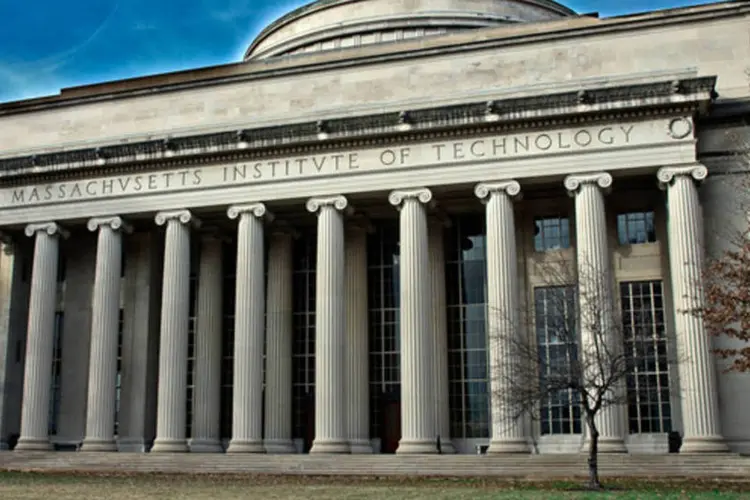 O MIT - um dos líderes mundiais em ciência e tecnologia, além de administração, economia, ciência política e filosofia - ajudou Boston a ser campeã em inovação em 2011 (Francisco Diez/Flickr)