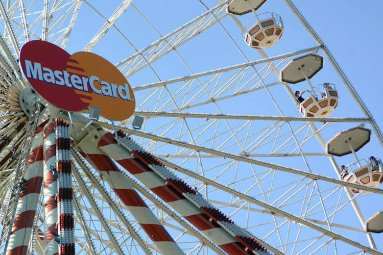 
	MasterCard: alian&ccedil;a com Ita&uacute; deveria estar operacional j&aacute; no ano passado, mas segue parada, &agrave; espera do aval do Cade
 (Adam Berry/Bloomberg News)