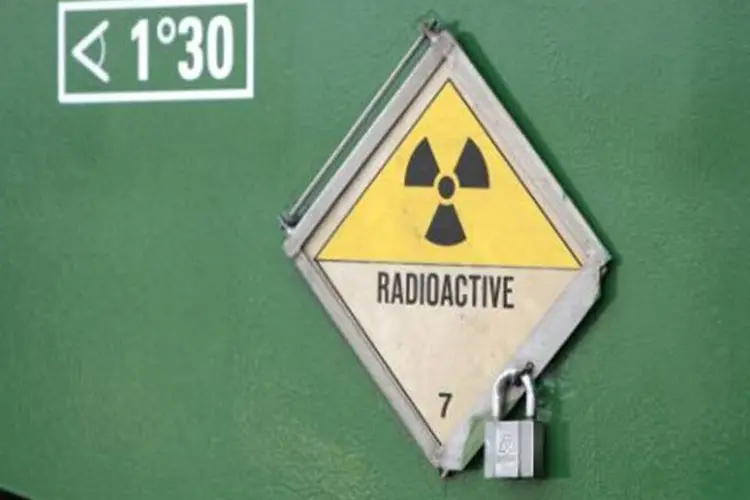 Placa indica material radioativo: material é usado em radiografias industriais (Kenzo Tribouillard/AFP/AFP)