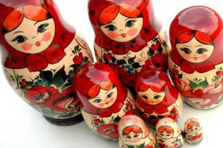 
	Bonecas russas de v&aacute;rios tamanhos: mais jovens podem correr mais riscos, e mais velhos devem preservar capital
 (Bo Hansen/SXC)