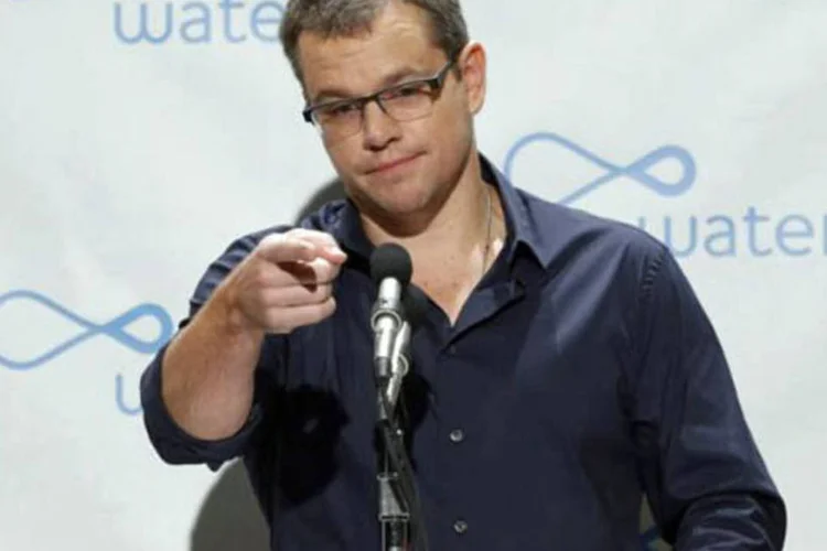 
	Matt Damon: ator &eacute; protagonista de suspense que conta ainda com Alice Braga no elenco e arrecadou 30,5 milh&otilde;es de d&oacute;lares nesse fim de semana
 (Divulgação/ Water.org)