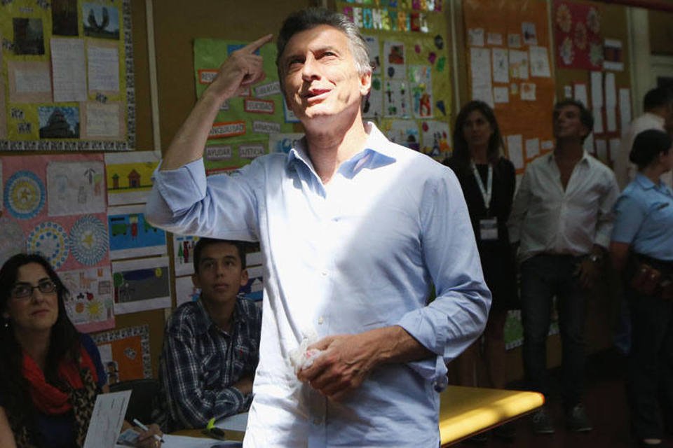 Macri anuncia benefício extra aos pobres no Natal