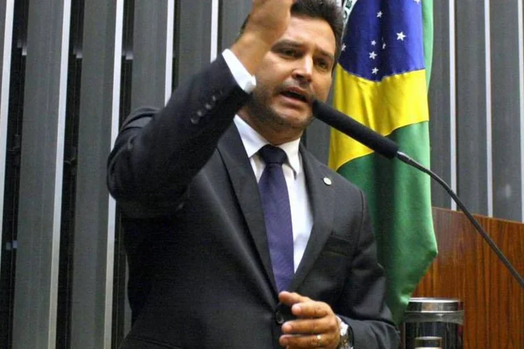 
	Maur&iacute;cio Quintella: &quot;privatizar e conceder o m&aacute;ximo poss&iacute;vel &eacute; a palavra de ordem do governo na a&eacute;rea de infraestrutura&quot;
 (Divulgação/Facebook do deputado Maurício Quintella Lessa)