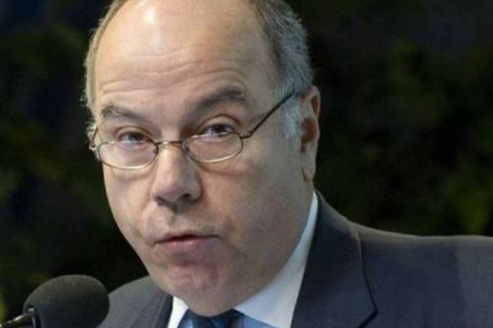 Servidores do Itamaraty aprovam greve por atraso de auxílio