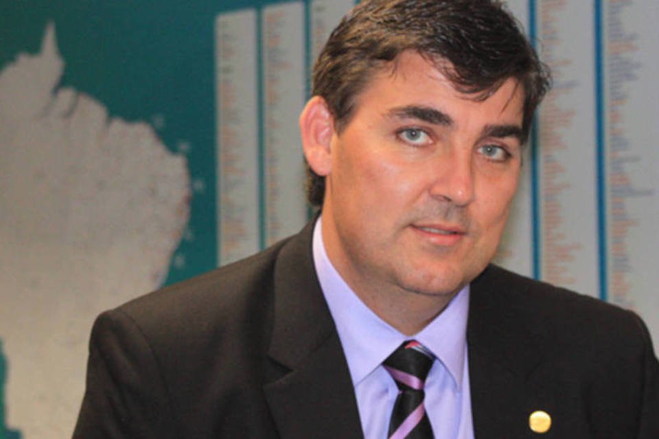 Novo presidente do INSS promete melhorar atendimento