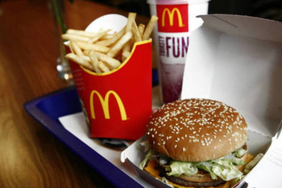 
	Lanche do McDonald&#39;s: empresa aconselha funcion&aacute;rios a se afastarem de fast food para n&atilde;o prejudicar a sa&uacute;de&nbsp;
 (Jason Alden/Bloomberg)