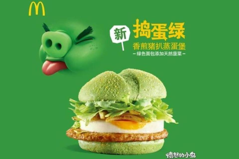 Lanche do McDonald's colorido para celebrar chegada de Angry Birds, o filme, na China (Reprodução)