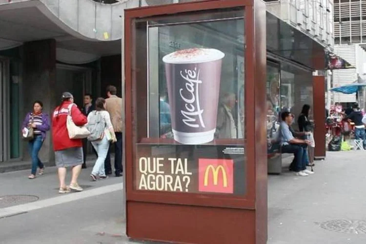 
	A a&ccedil;&atilde;o &quot;Que tal um McCaf&eacute; Agora?&quot;
 (Divulgação)