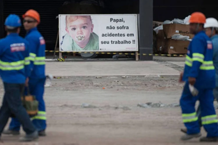 
	As obras no Itaquer&atilde;o foram retomadas na manh&atilde; desta segunda-feira
 (Marcelo Camargo/Agência Brasil)