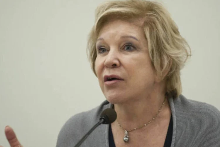 
	Marta Suplicy: &ldquo;O que interessa, para que os desfiles sejam internacionalizados, &eacute; que eles carregam a possibilidade e levar o nosso nome para o mundo&quot;, afirmou a ministra da Cultura
 (Marcelo Camargo/ABr)