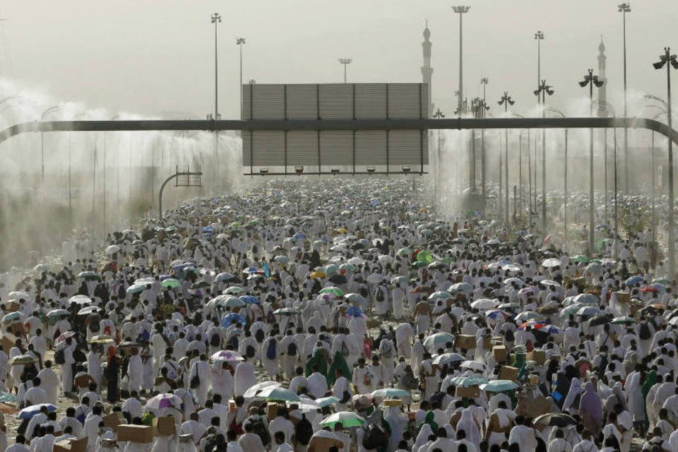 Número de mortos em peregrinação a Meca se aproxima de 2 mil