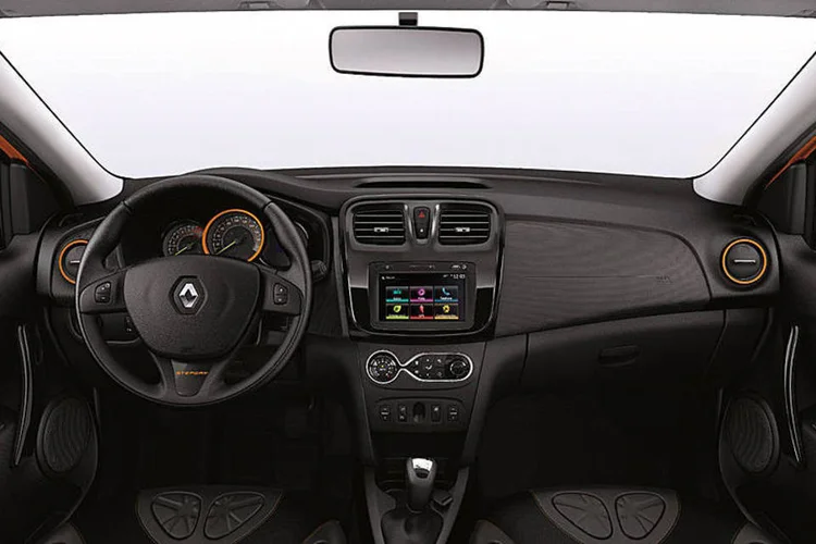 Renault Sandero Stepway com o sistema Media NAV Evolution (Divulgação/Renault)