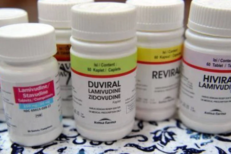 Medicamentos antiretrovirais de combate ao vírus HIV: estudos revelam avanços em direção à cura da Aids (Adek Berry/AFP)