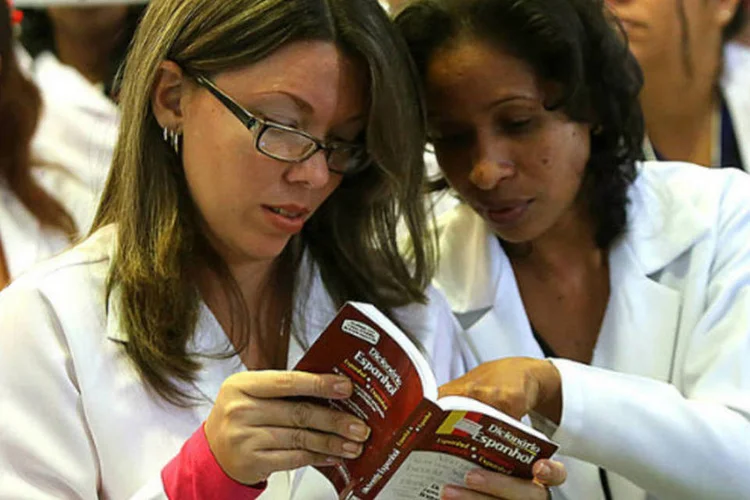 
	Mais M&eacute;dicos: processo seletivo ser&aacute; para reposi&ccedil;&atilde;o de vagas que ser&atilde;o abertas com o fim do ciclo de um ano
 (Erasmo Salomão/Ministério da Saúde)