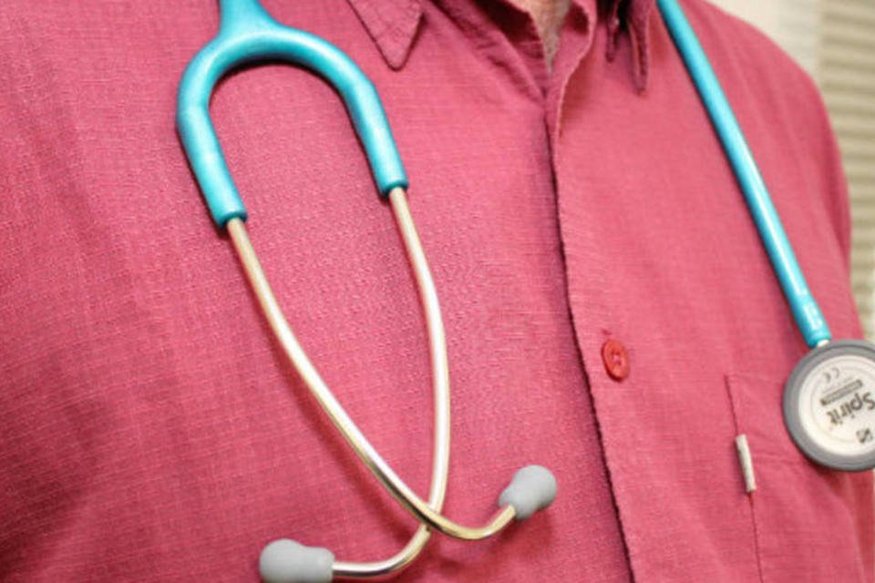 Mais de 500 planos de saúde recebem queixas sobre cobertura