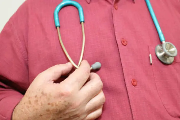 
	A primeira das hip&oacute;teses &eacute; o n&atilde;o comparecimento ao trabalho por at&eacute; trinta dias em um ano para acompanhar o filho menor de 12 anos em tratamento m&eacute;dico
 (Marcos Santos/USP Imagens)