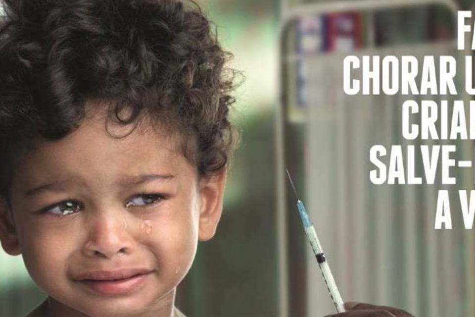 Médicos do mundo exploram choro de criança em campanha