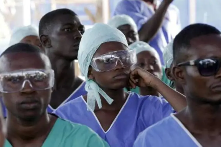 Com a adesão de 30 enfermeiros do Hospital Mabenteh, de Makeni, a greve começou na quarta-feira pelo "não pagamento das gratificações de risco" (Evan Schneider/AFP)