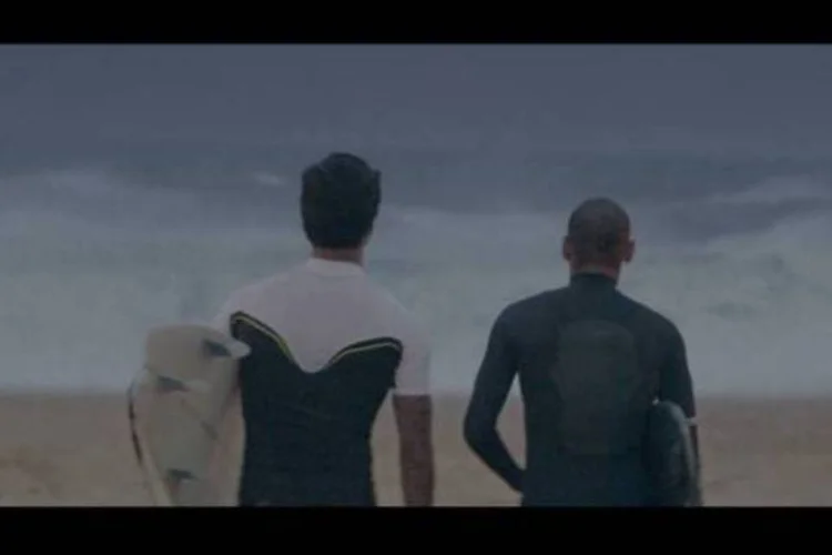 
	Medina e Neymar, em campanha para Guaran&aacute; Antarctica Black
 (Reprodução/YouTube)