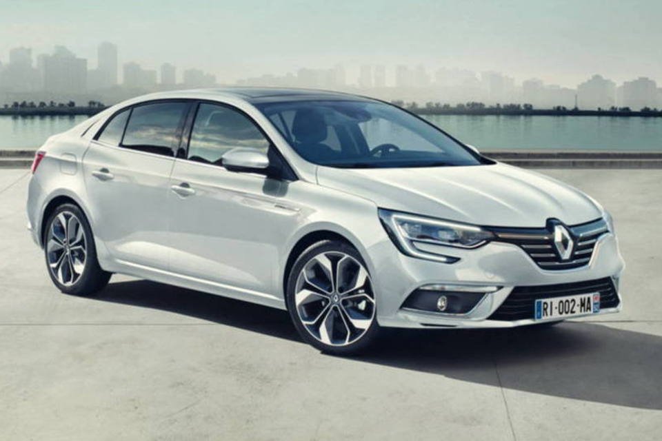 Renault apresenta nova geração do Mégane sedã