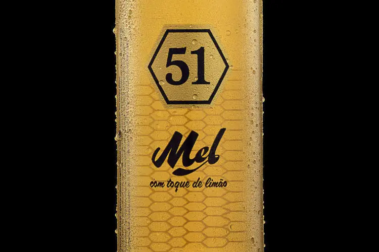 51 Mel: lançamento da Cachaça 51, drink pronto vem com mel e limão (Divulgação/51 Mel)