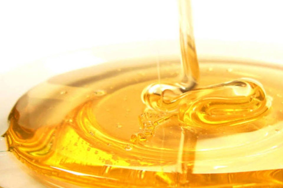 Casal inova no mercado com brindes à base de mel