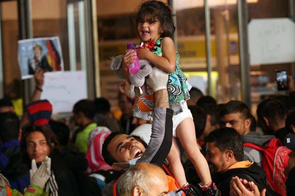 UE vigiará respeito a direitos humanos em ajuda a refugiados