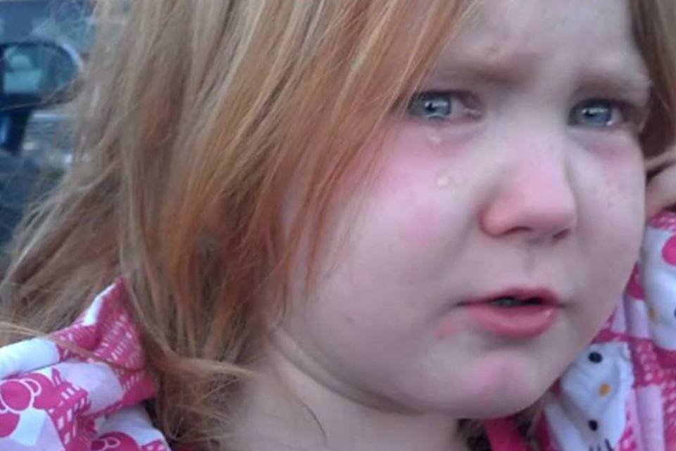 Cansada das eleições nos EUA, menina chora e vira hit na web