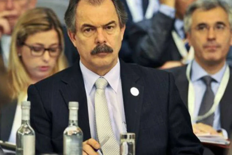 De acordo com o ministro, o trecho mais sensível do projeto de lei é o financiamento da educação. Mercadante disse que o governo propôs atrelar 7% do Produto Interno Bruto (PIB) à educação, enquanto a comissão quer um valor entre 7,5% e 8% (Andreas Solaro/AFP)
