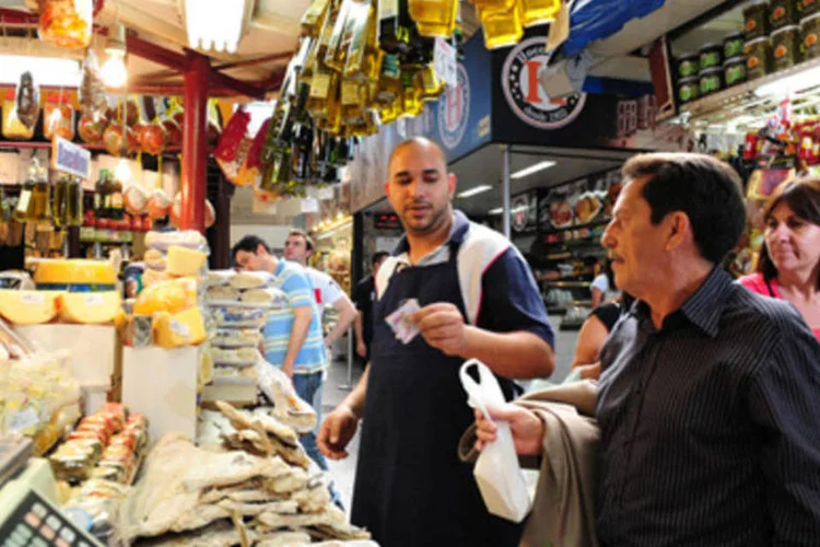 Mercado Municipal Paulistano: alta nos preços do grupo Alimentação do IPC foi maior que o esperado (Germano Lüders/EXAME)
