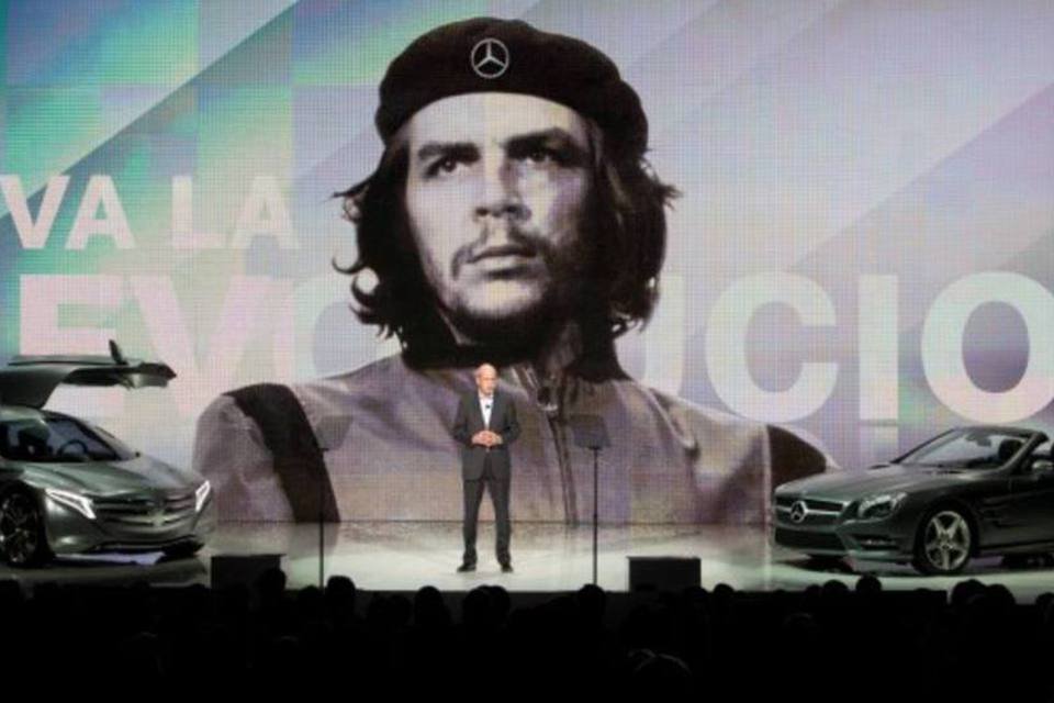 Mercedes-Benz indigna cubanos ao usar imagem de Che Guevara