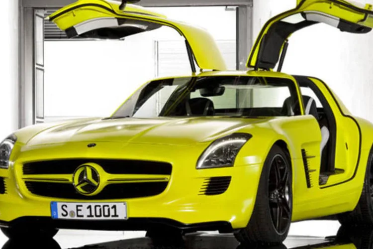 Mercedes-Benz SLS AMG E-Cel (Divulgação)