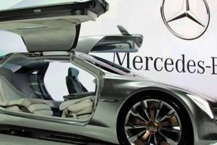 O cupê Mercedes-Benz F125 apresentado na Feira de Las Vegas (AFP/Getty Images / Ethan Miller)