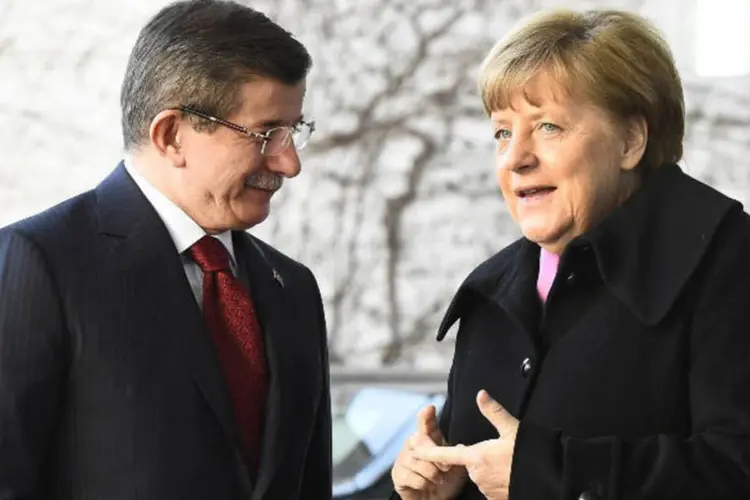 
	Refugiados: a Turquia desempenha um papel central na estrat&eacute;gia da chanceler para reduzir o n&uacute;mero de requerentes de asilo na Alemanha
 (Tobias Schwarz / AFP)