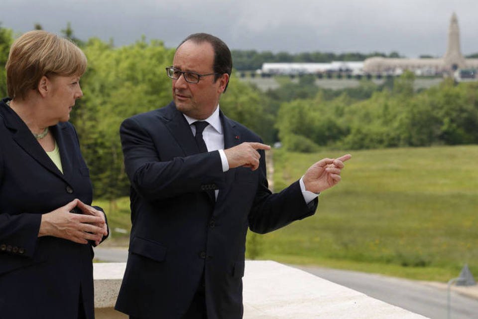 Hollande, Merkel e Renzi farão reunião sobre Brexit