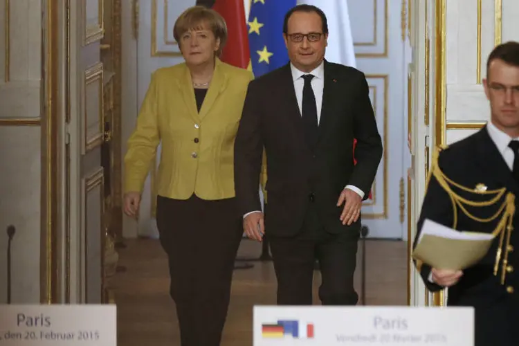 Merkel e Hollande: eles pediram "aplicação integral" dos acordos de cessar-fogo na Ucrânia (Pascal Rossignol/Reuters)