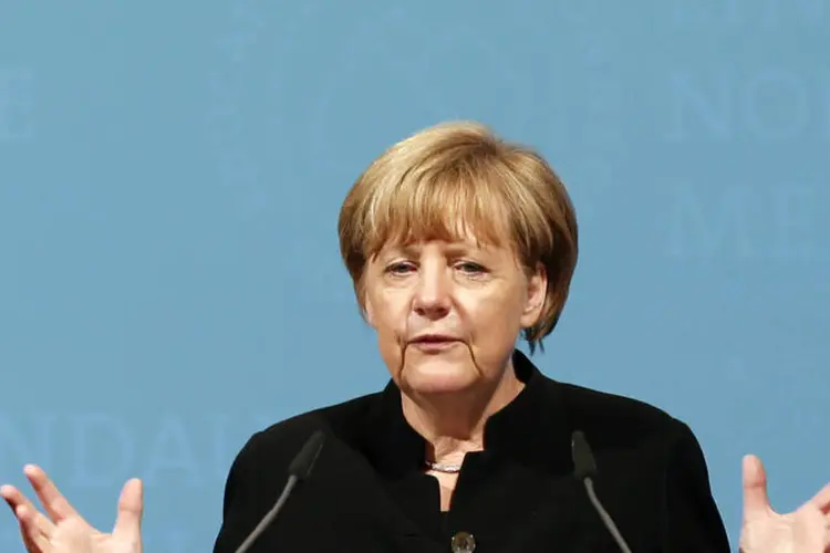 
	Chanceler alem&atilde; Angela Merkel: a proposta franco-alem&atilde; contempla a intensifica&ccedil;&atilde;o dos esfor&ccedil;os diplom&aacute;ticos para estabilizar pa&iacute;ses e tentar conter conflitos como o da S&iacute;ria
 (REUTERS/Michaela Rehle)