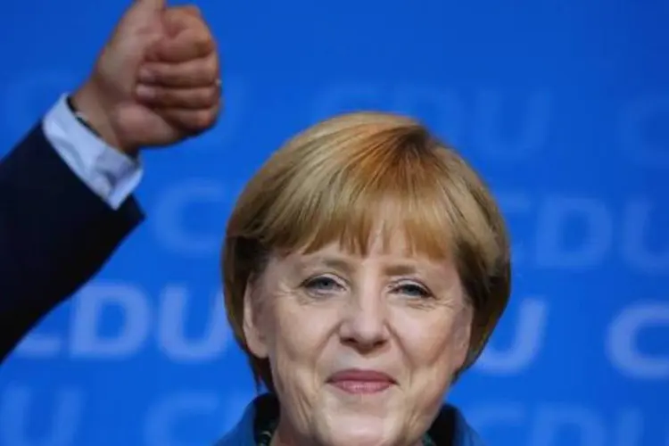 Merkel fala com apoiadores após resultados iniciais (Getty Images)