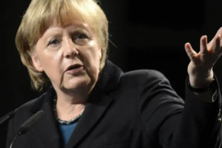 
	Angela Merkel: &quot;&Eacute; desej&aacute;vel que alcancemos um consenso, mas temos que esperar e trabalhar duro&quot;, afirmou.
 (REUTERS/Fabian Bimmer)
