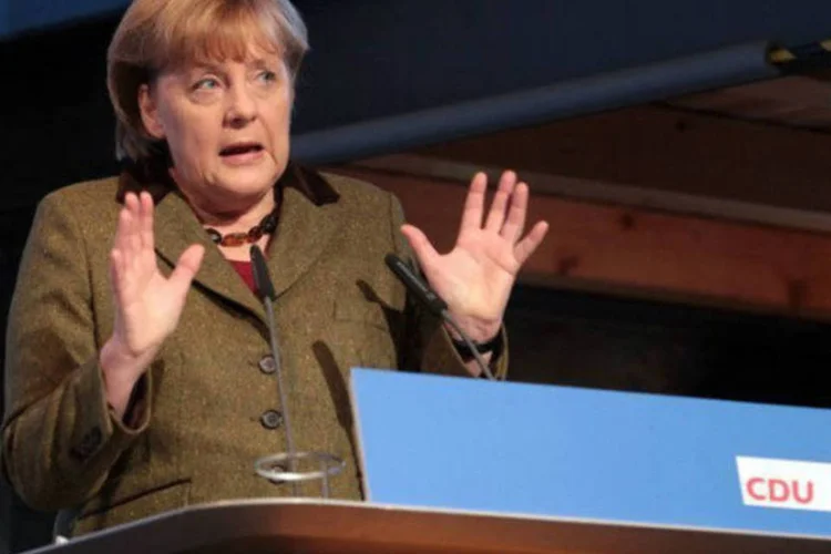 A chanceler alemã, Angela Merkel, discursa em encontro do CDU em Stralsund, em 19 de janeiro 2013 (©afp.com / Ove Arscholl)