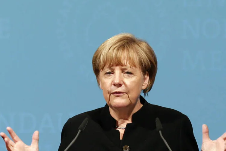 
	Angela Merkel: &quot;A situa&ccedil;&atilde;o &eacute; tudo, menos satisfat&oacute;ria&quot;
 (REUTERS/Michaela Rehle)