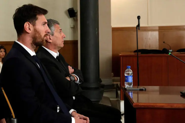 
	Messi: Messi e seu pai foram imputados por tr&ecirc;s acusa&ccedil;&otilde;es de fraude fiscal e podem ser condenados a at&eacute; dois anos de pris&atilde;o
 (Getty Images)