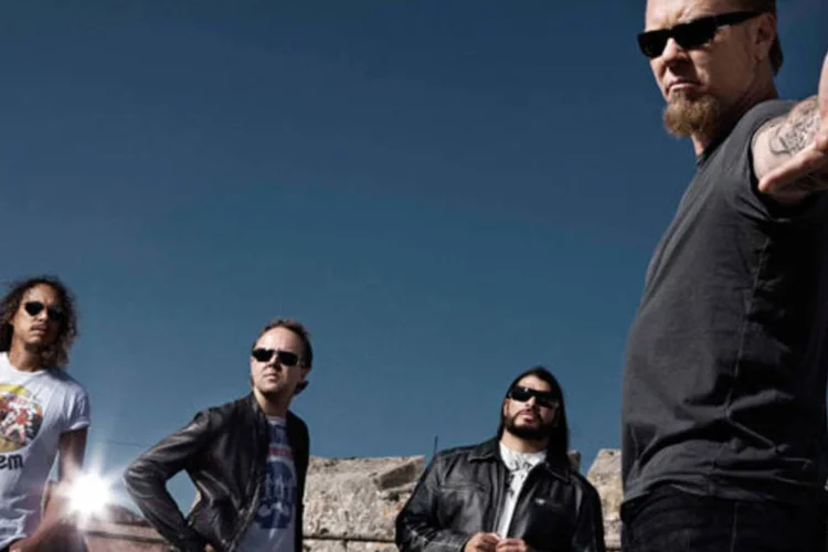 
	Metallica: o lan&ccedil;amento do &aacute;lbum, que vai trazer nove can&ccedil;&otilde;es gravadas em 11 de junho de 2003, est&aacute; marcado para o dia 16 de abril
 (Divulgação / Veja São Paulo)