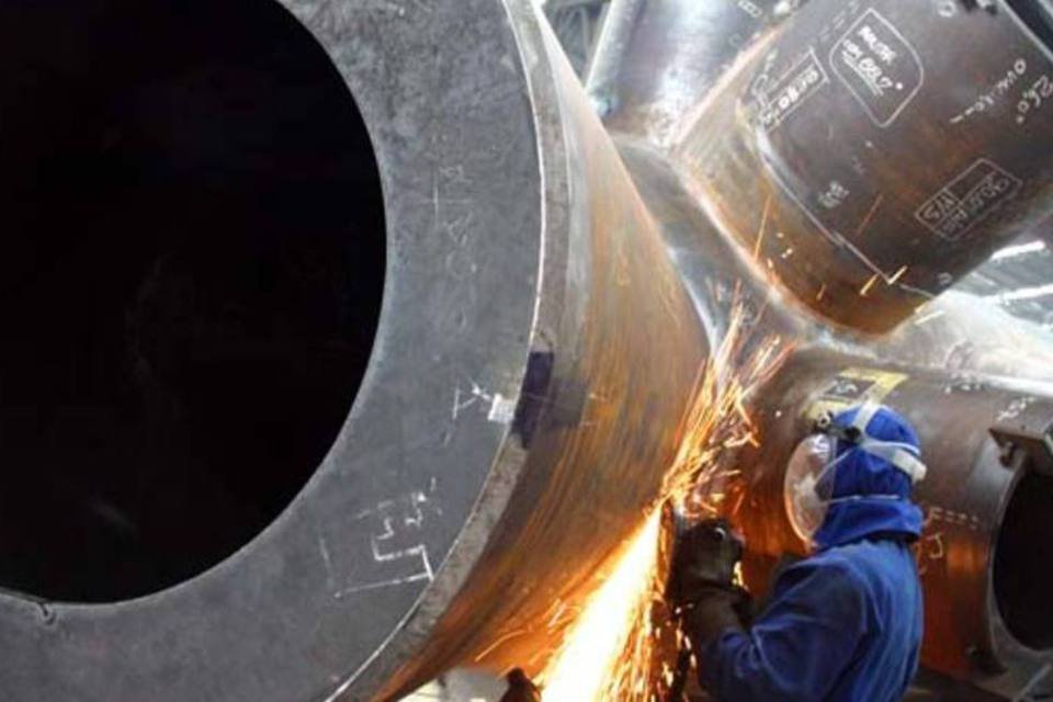 Faturamento da indústria cai 1,3% em maio, aponta CNI